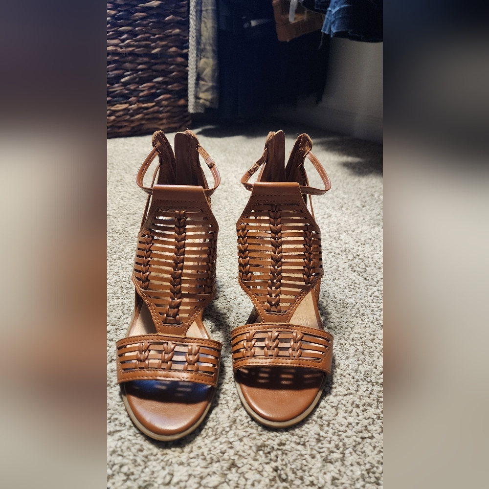Merona Tan Woven Sandals